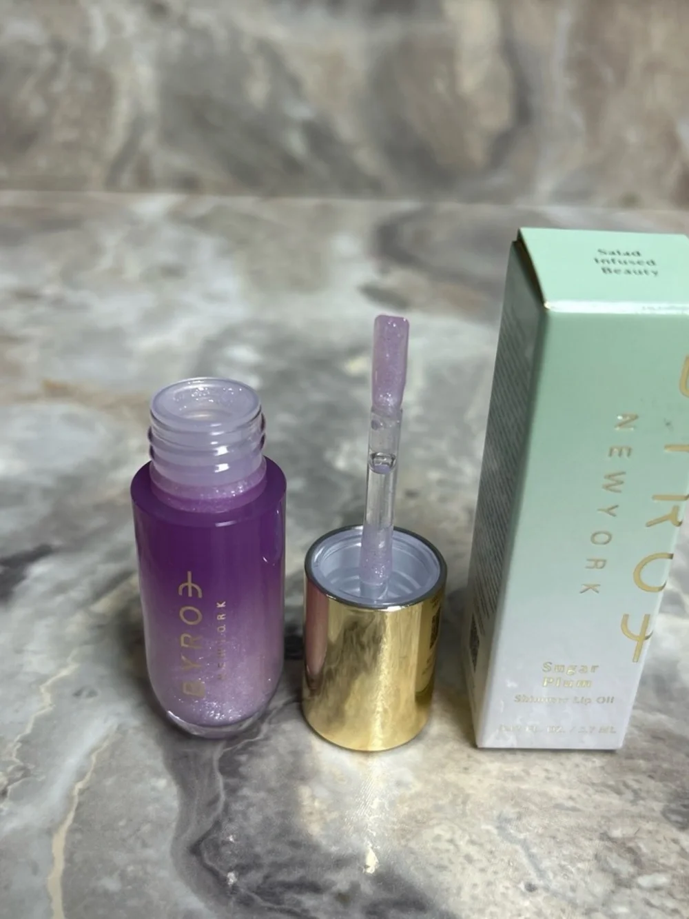 Byrroh New York Sugar Plum Shimmer Lip Oil - Purple
